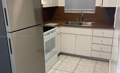 400 SE 9th Ct 9 #9 Hallandale Beach FL