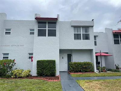 9401 Evergreen Place 103, Davie, FL 33324 #103 Davie FL