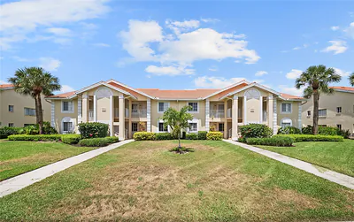7761 JEWEL LANE 102 #102 Naples FL