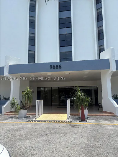 9686 Fontainebleau Blvd 504 #504 Miami FL