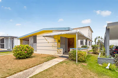3 URBANIZACIÓN REPARTO MARQUEZ BLQ B7 #BLQ B7 Arecibo PR