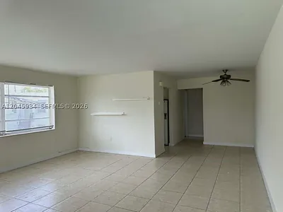 11925 NE 19th Drive 8, North Miami, FL 33181 #8 North Miami FL