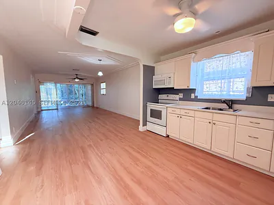 2832 Fillmore St 20 #20 Hollywood FL