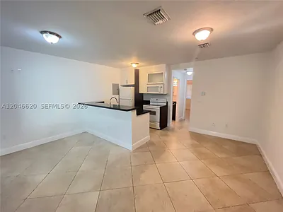 1034 Lenox Ave 4 #4 Miami Beach FL