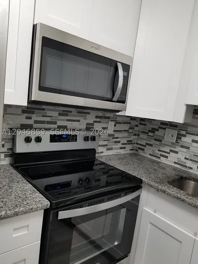 2990 NE 16th Avenue 105, Oakland Park, FL 33334 #105 Oakland Park FL