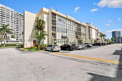 501 Three Islands Boulevard 518, Hallandale Beach, FL 33009 #518 Hallandale Beach FL