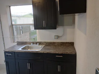 1241 W Dr Martin Luther King Jr Boulevard W 4, Belle Glade, FL 33430 #W 4 Belle Glade FL