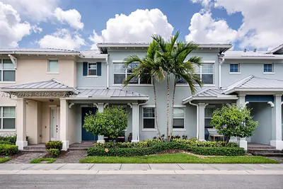 3944 Poinciana Ln 3944 #3944 Hollywood FL